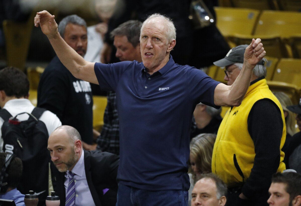 Reazione alla morte di Bill Walton, il membro della Hall of Famer deceduto lunedì